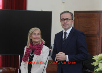 Ieri, a Carbonia, si è svolta la cerimonia di premiazione degli studenti meritevoli