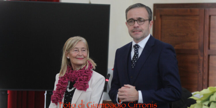 Ieri, a Carbonia, si è svolta la cerimonia di premiazione degli studenti meritevoli