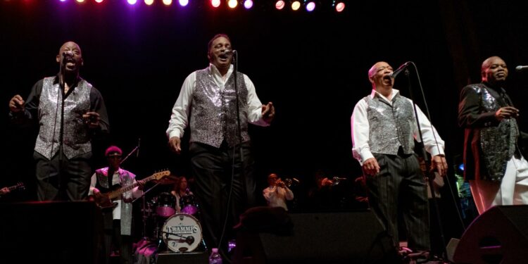 I Trammps a Golfo Aranci, dall’America con Disco Inferno, domenica 15 dicembre, alle ore 18,00, ingresso libero e gratuito