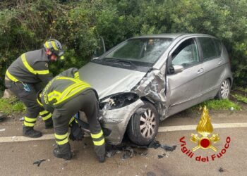 Sassari: incidente stradale in viale Papa Giovanni Paolo II