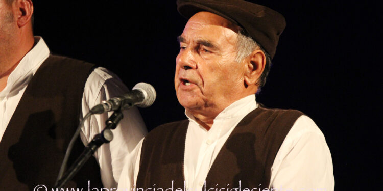 Nell’antologica raccolta di Tanielle Cosseddu e Kelleddu Burrai rivisitati due secoli di poeti e poesia vitzichesa