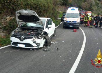 Gairo: incidente stradale sulla statale 198