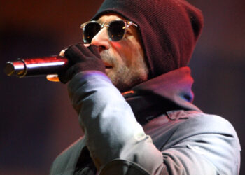 Nicola Nite lascia i Tazenda che aprono le porte ad un nuovo ciclo. «Finisce la mia era come frontman, è la fine di 12 anni di musica, amicizia e vita»