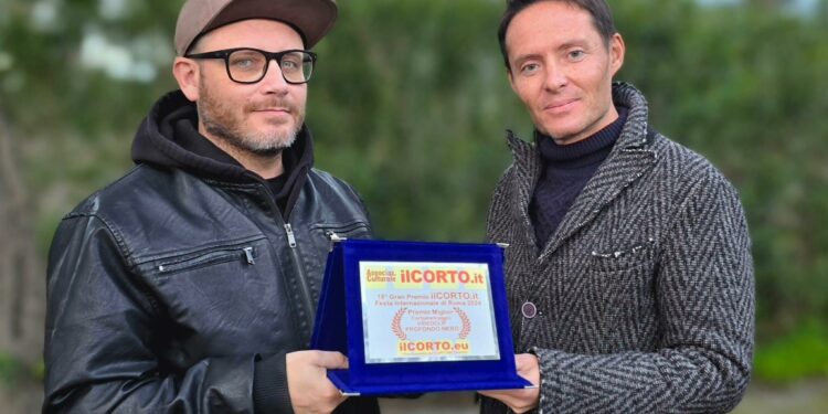 “Profondo nero” di Roberto Pili è stato premiato quale miglior videoclip a “Ilcorto.it – Festa Internazionale di Roma”