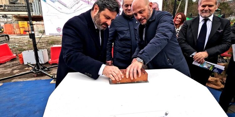 Sassari: posata la prima pietra del nuovo padiglione Materno-Infantile dell’ospedale di Sassari