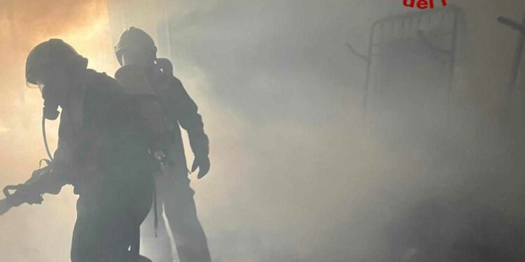 Oliena: a fuoco un’abitazione in via Fala e Nodi