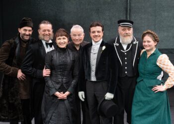 Martedì 4 febbraio a Sassari, da mercoledì 5 a domenica 9 febbraio a Cagliari, il CeDAC presenta “Crisi di Nervi”, tre atti unici di Anton Čechov