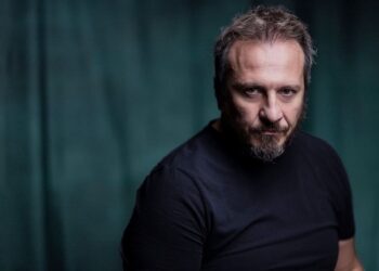 Il 24 marzo la comicità irriverente di Giorgio Montanini di scena al Teatro Massimo di Cagliari con il monologo “Fall”.