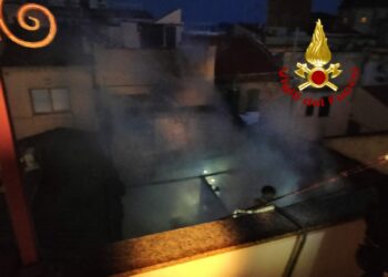 Alghero: a fuoco un appartamento in via Maiorca