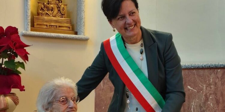 Cagliari: zia Vincenza Pinna compie cent’anni