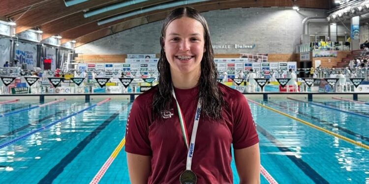Silvia Piras, nuotatrice dell’Esperia Cagliari, regala il primo bronzo sardo ai Criteria di nuoto in vasca corta