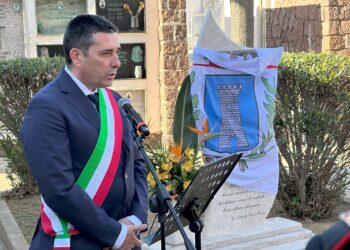 E’ stato inaugurato a Porto Torres il monumento in memoria delle vittime del Covid 19