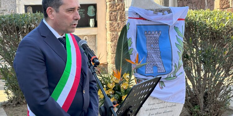 E’ stato inaugurato a Porto Torres il monumento in memoria delle vittime del Covid 19