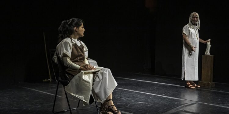 “Andromaca” da Euripide va in scena da giovedì 13 a domenica 16 marzo, ad Alghero, Olbia, Meana Sardo e Sanluri