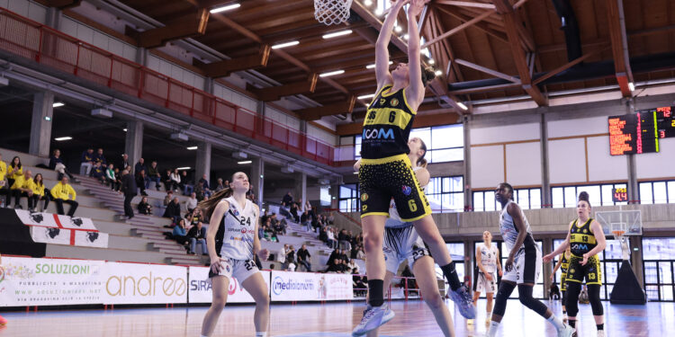 La Nuova Icom liquida la Cestistica Spezzina 57 a 72 