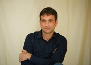 Sabato 29 marzo, al Teatro Massimo di Cagliari, Gianni Usai presenta “La sola notte”