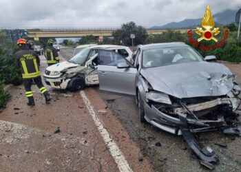 Incidente stradale nella vecchia statale 125