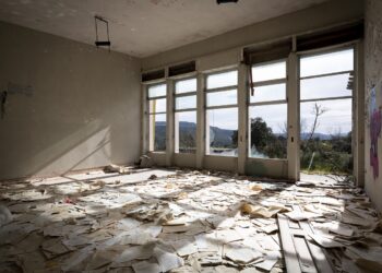 Giovedi’ 27 marzo, a Cagliari, verrà inaugurata “Disamparadu”, mostra fotografica di Luca Centola