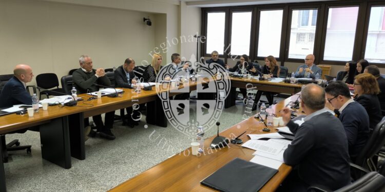 La VI commissione ha espresso a maggioranza (contrari i consiglieri dell’opposizione) parere favorevole alla Manovra 2025-2027