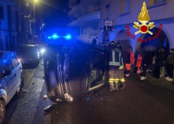 Sassari: incidente stradale in via Grazia Deledda