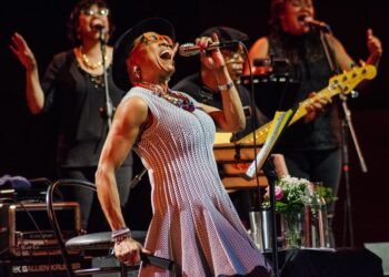 Dee Dee Bridgewater, Jordan Rakei, Gregory Porter, Kurt Elling e gli Yellowjackets di scena a fine luglio nell’area archeologica di Tharros