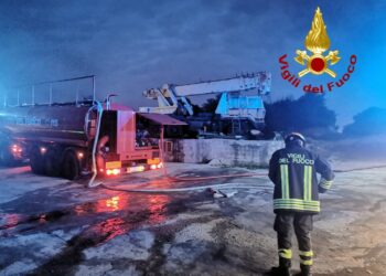 Rudalza/Porto Rotondo: incendio in un cantiere nautico