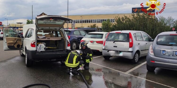 Oristano: incidente stradale all’ingresso del parcheggio di un Centro commerciale