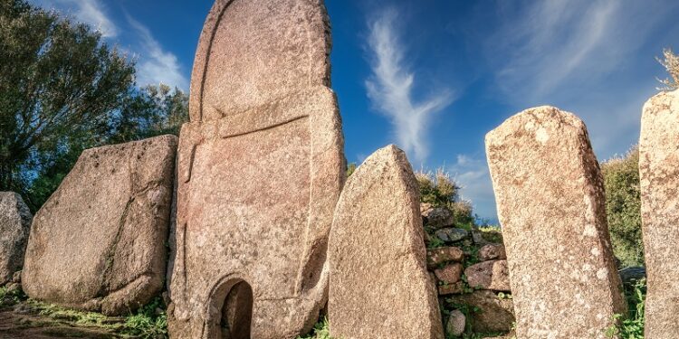 Arzachena: crescono le visite ai siti archeologici e al museo