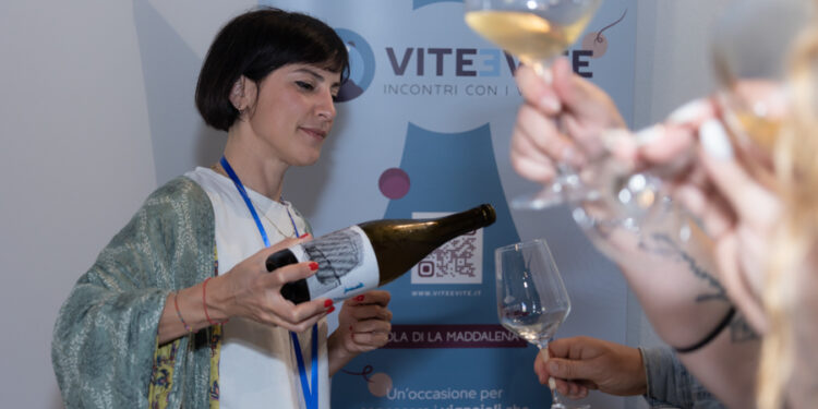 Dal 24 al 26 maggio, a La Maddalena, la terza edizione di “Vite e vite”, incontri con i vignaioli