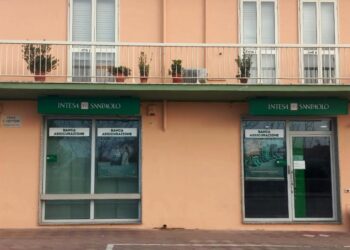 A Sorso chiude un’altra filiale bancaria in Romangia, Sorso e Sennori protestano
