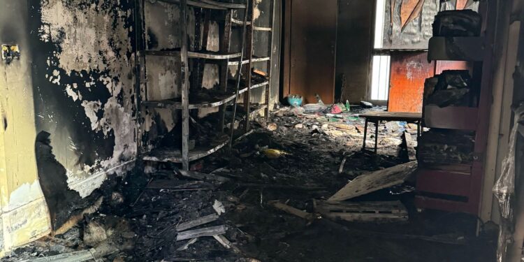 Cagliari: atti vandalici nel Centro di quartiere StraKrash, negli uffici comunali di via Po e nel servizio igienico numero 2 del Poetto