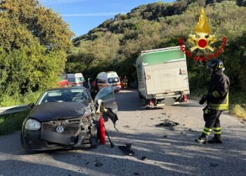 Incidente stradale sulla Benetutti-Nule, due persone in ospedale