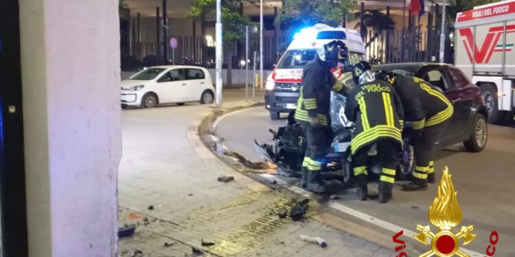 Sassari: incidente stradale in Piazza Conte di Moriana