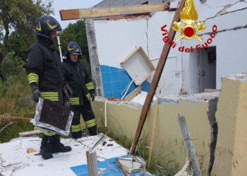 Orosei: fuga di gas in un’abitazione