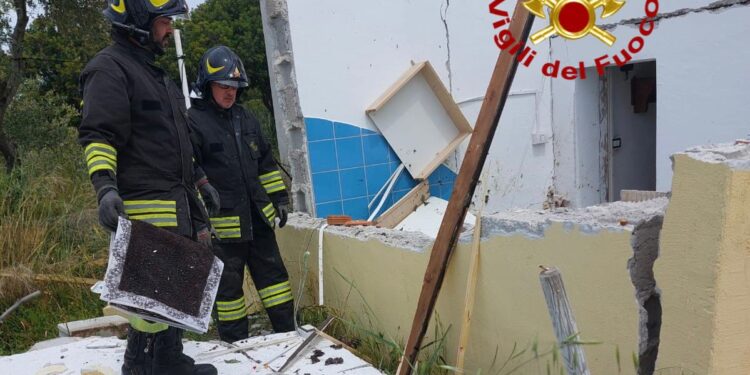 Orosei: fuga di gas in un’abitazione