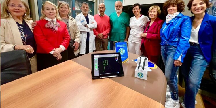 Donazione di un ecografo portatile di ultima generazione alla Chirurgia toracica dell’Aou di Sassari