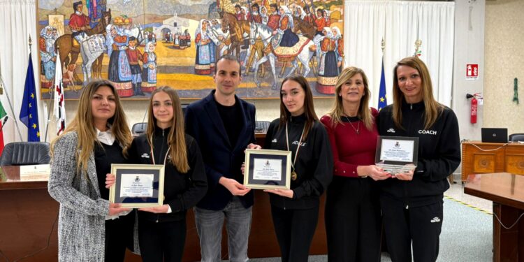 Sennori premia le campionesse regionali di Pole & Aerial Dance