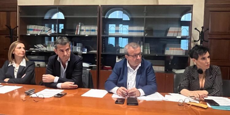 Emanuele Cani (assessore dell’Industria): «E’ prioritario trovare una soluzione al problema occupazionale dei lavoratori del Porto Canale»