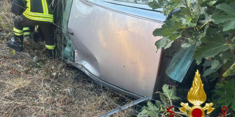 Incidente stradale in prossimità del bivio di Muros