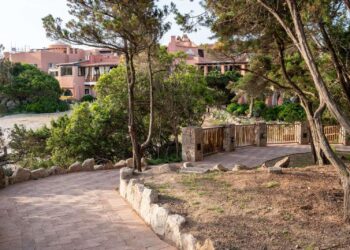 Porto Cervo: concluso l’abbattimento delle barriere architettoniche nella Piazzetta Centrale