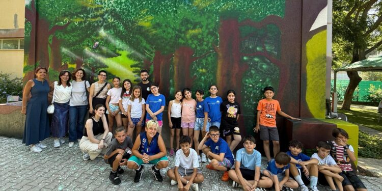 A Cagliari è stato inaugurato il murale realizzato dalle scuole primarie di via Caboni e via Garavetti