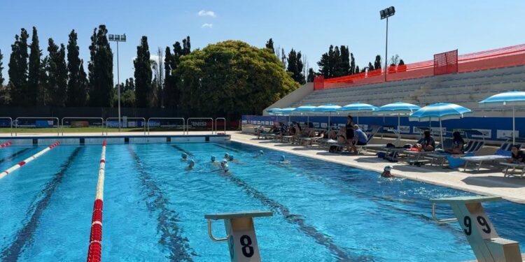 Alghero: apre la piscina comunale scoperta