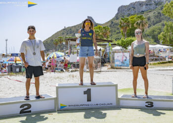 Marta Maggetti s’è imposta nella prima tappa del campionato zonale IQFoil del Windsurfing Club Cagliari