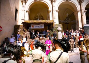 La statua di San Michele torna a splendere alla caserma De Murtas
