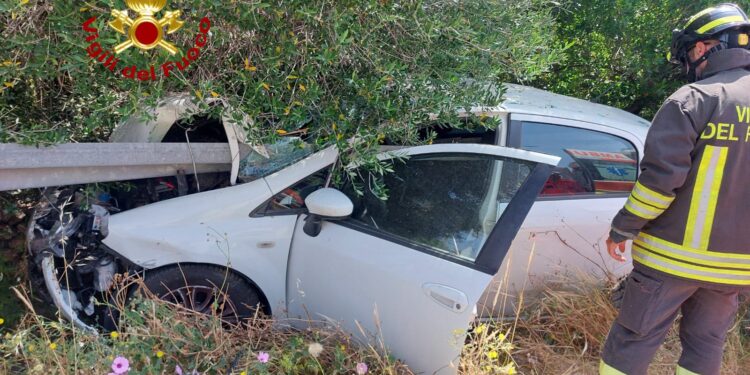 Budoni: incidente stradale sulla provinciale 24