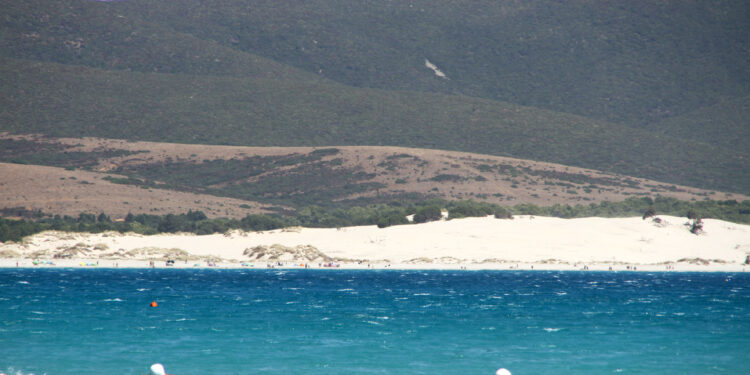 Nuovo avviso di condizioni meteo avverse per temperature massime elevate in Sardegna valido fino alle 17.59 di domani 16 giugno