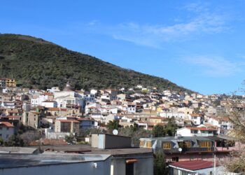Orani: nuovo look per il campanile della chiesa parrocchiale