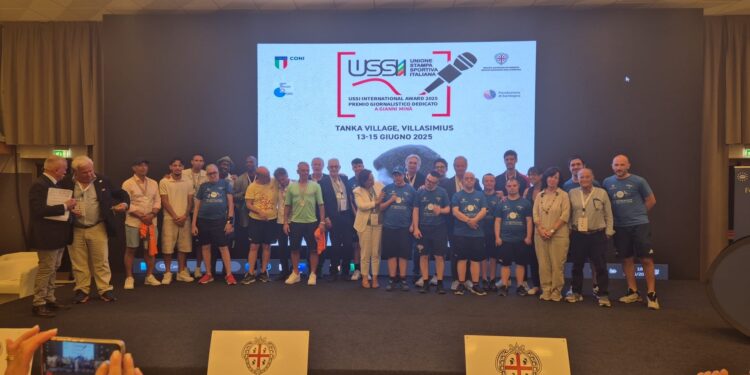 Acquafresca-Esposito e Di Matteo-Hasselbaink si sono imposti nell’Ussi international award 2025 di padel dedicato a Ginni Minà, applausi per Zola-Urpi e Marchese-Suazo