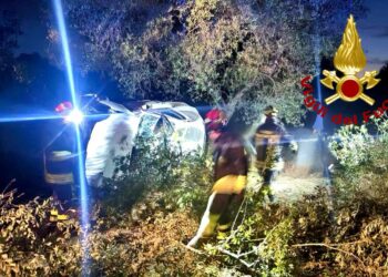 Uri: incidente stradale sulla statale 127 bis, l’autista dell’auto non si trova