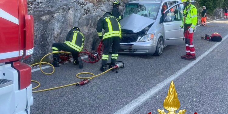 Urzulei: incidente stradale sulla statale 125